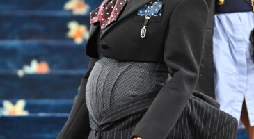 rihanna-profite-du-met-gala-2025-pour-devoiler-sa-grossesse